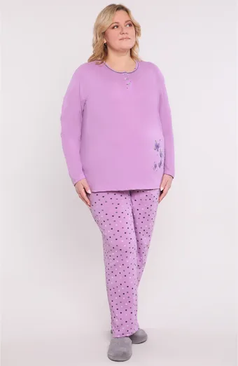 Пижама със зелени цветя