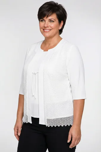 Черна блуза с ажурни вложки