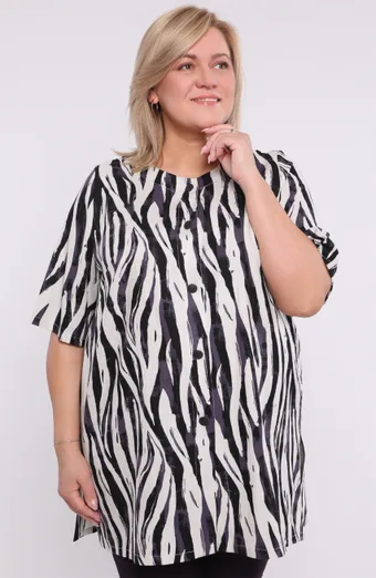 Тъмносиня туника с жилетка и брошка